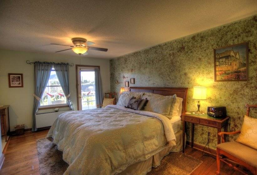 تختخواب و صبحانه Blue Mountain Mist Country Inn