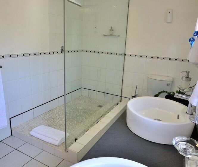 住宿加早餐 Brenton Beach House