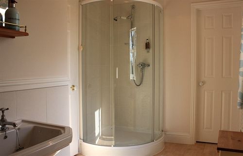 민박 Bridge Cottage