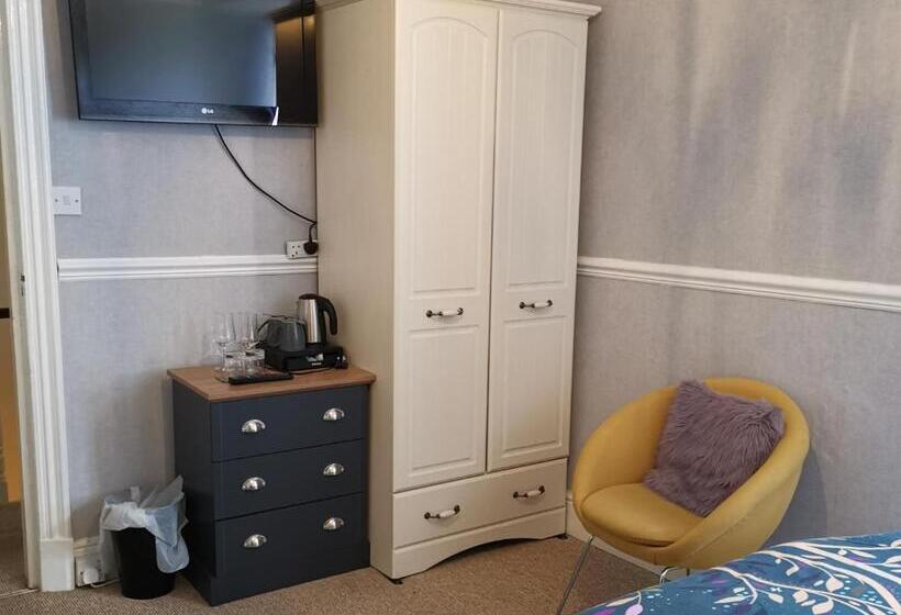 ベッドアンドブレックファースト Brooklands Guest House