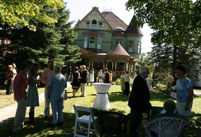 مبيت وإفطار Estabrook House