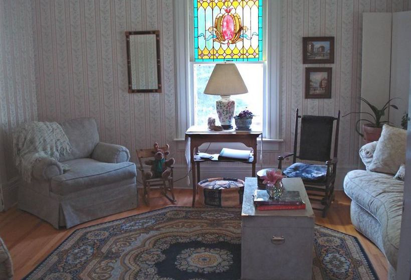 مبيت وإفطار Estabrook House