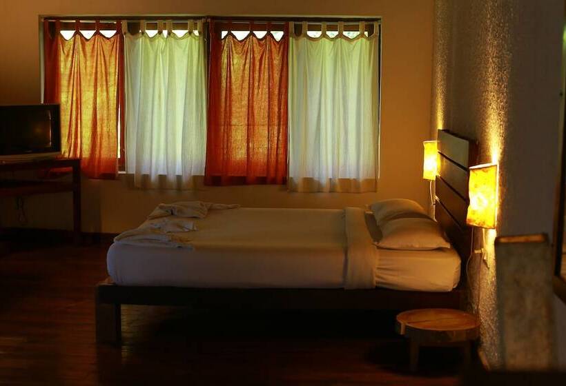 تختخواب و صبحانه Green Spaces Munnar