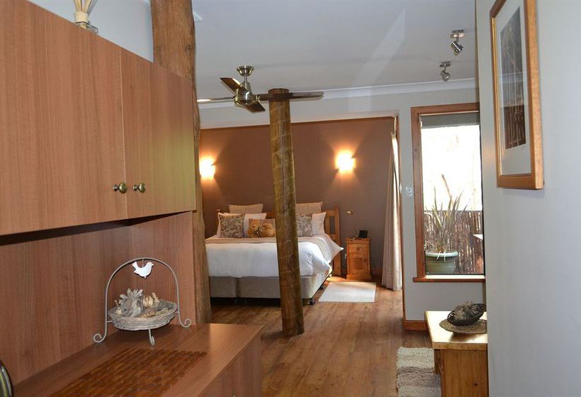 تختخواب و صبحانه Hideaway Haven