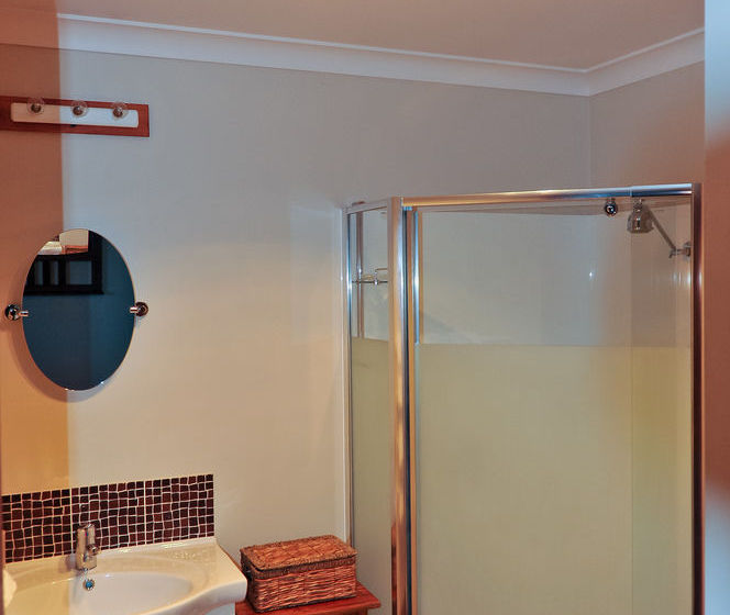 تختخواب و صبحانه Hideaway Haven