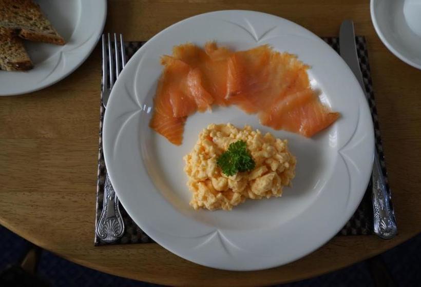 تختخواب و صبحانه Number One