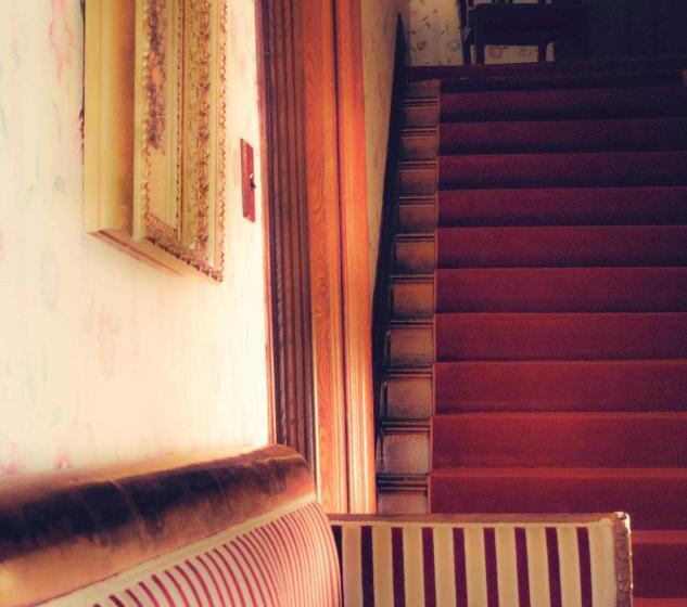 مبيت وإفطار Queen Anne Inn