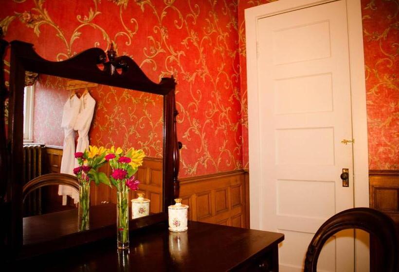 مبيت وإفطار Queen Anne Inn