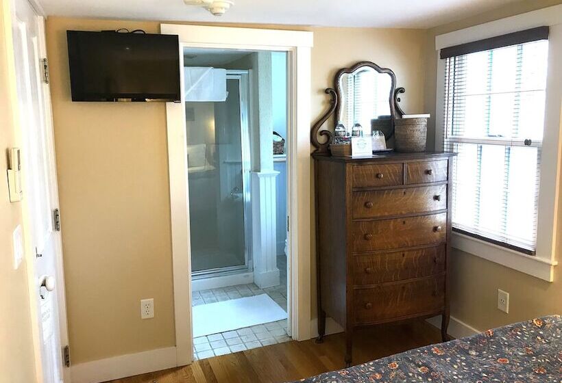 민박 Revere Guest House