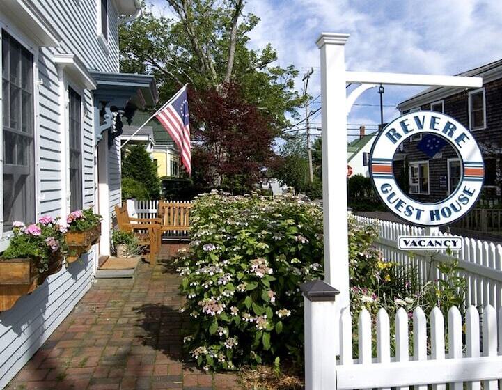 민박 Revere Guest House