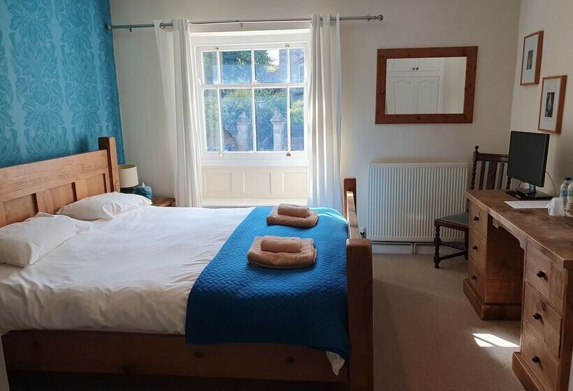 Bed and Breakfast Rockingham Lodge