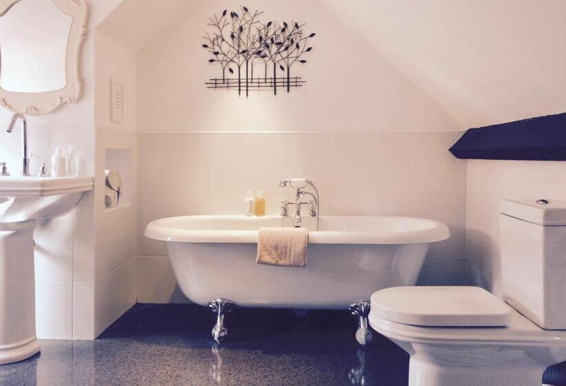 צימר Sanders Yard