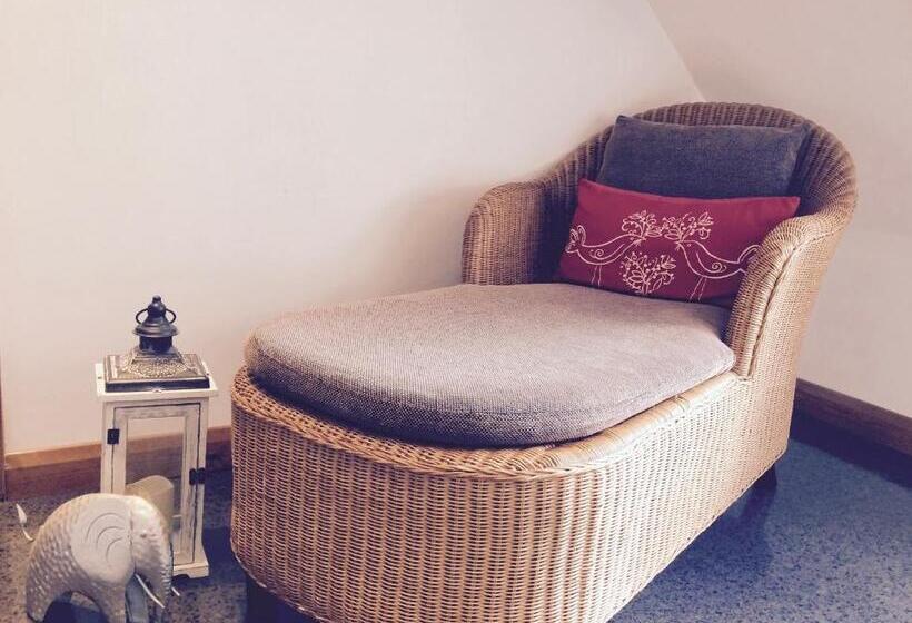 צימר Sanders Yard