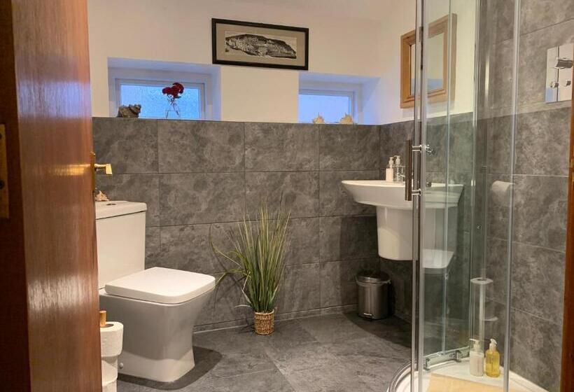 צימר Sanders Yard