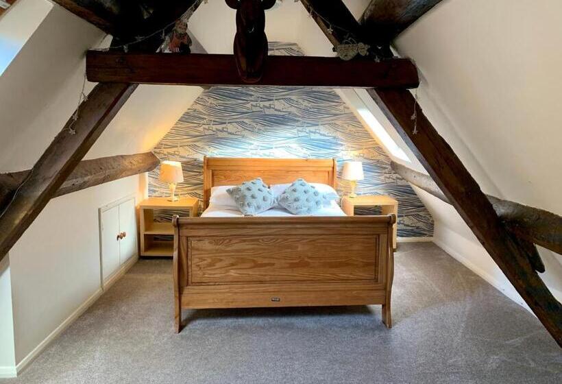 צימר Sanders Yard