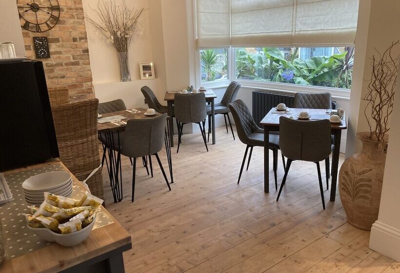 Bed and Breakfast Summer Breeze