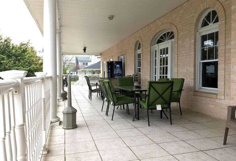 مبيت وإفطار The Belmar Inn