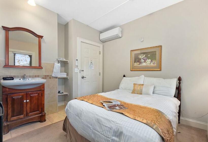 مبيت وإفطار Debary Inn