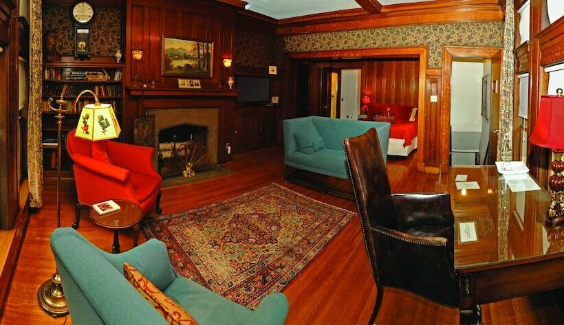 مبيت وإفطار The Inn At Irwin Gardens