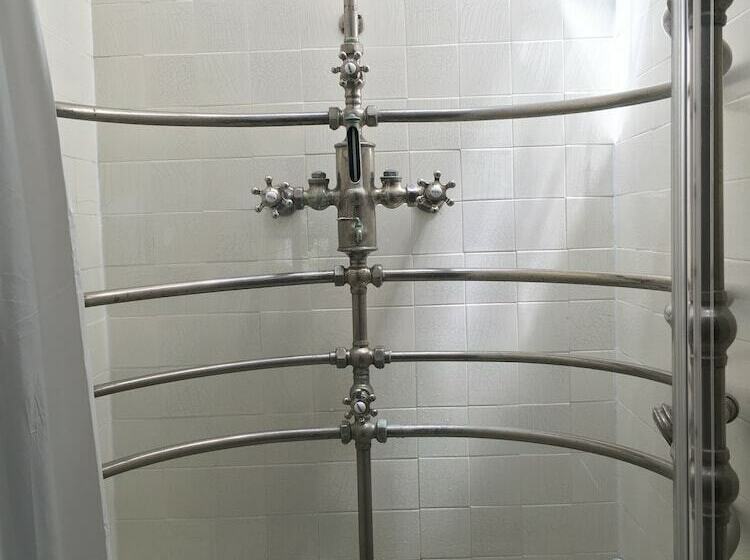 مبيت وإفطار The Inn At Irwin Gardens