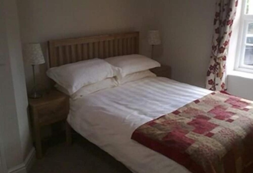 مبيت وإفطار The Oak At Dewlish