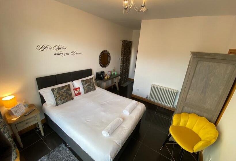 مبيت وإفطار The Old Mill Rooms