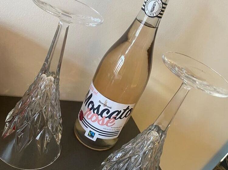 مبيت وإفطار The Old Mill Rooms