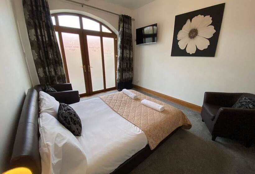 مبيت وإفطار The Old Mill Rooms