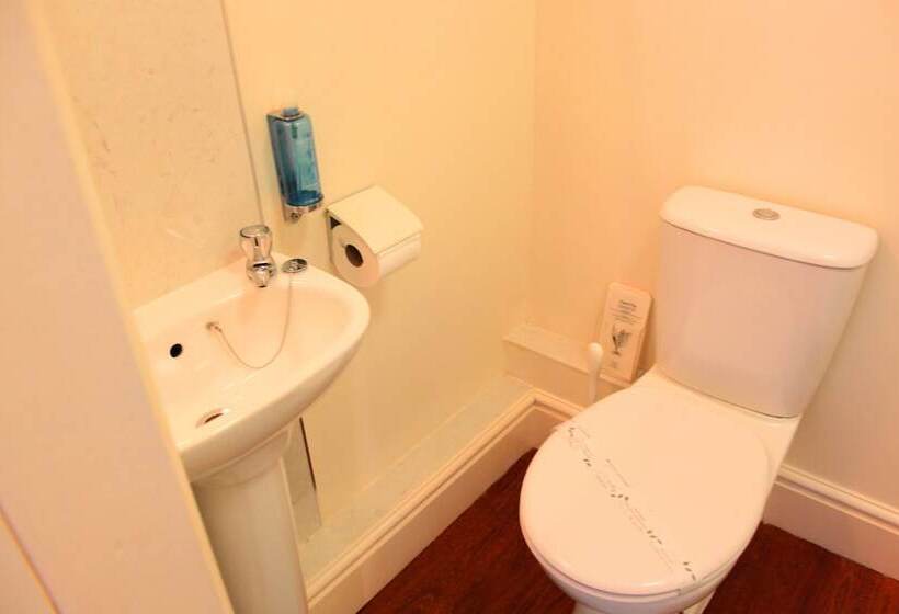 تختخواب و صبحانه The Olive Branch