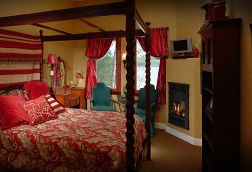 مبيت وإفطار The Villa At Little Cape Horn