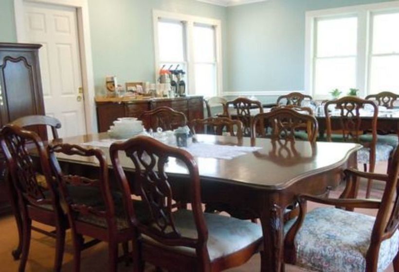 مبيت وإفطار Tidewater Inn