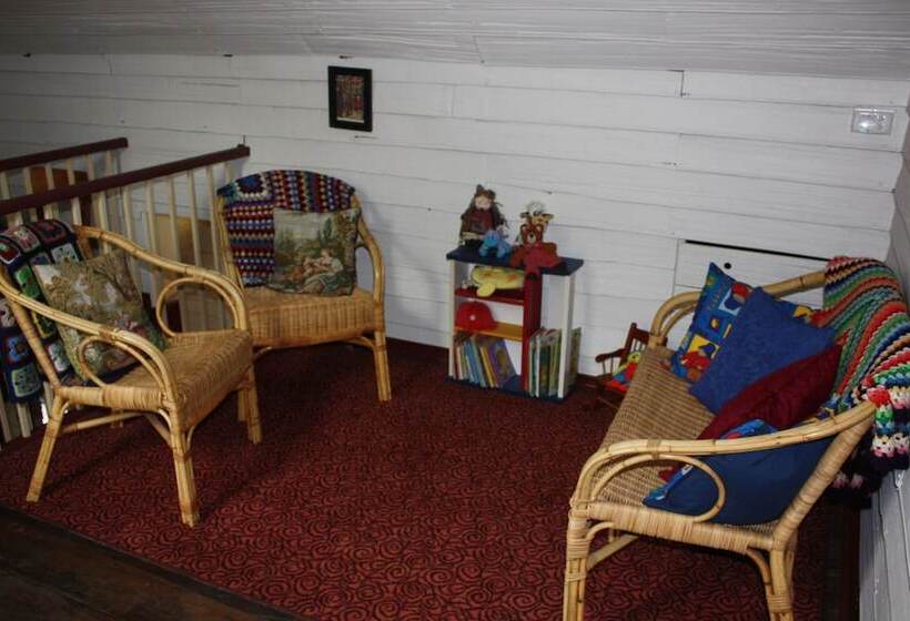 مبيت وإفطار Westbury Gingerbread Cottages