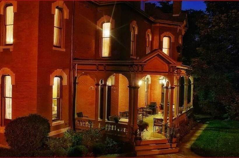 مبيت وإفطار Whiskey Mansion