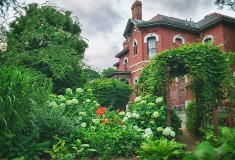 مبيت وإفطار Whiskey Mansion