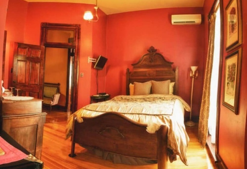 مبيت وإفطار Whiskey Mansion