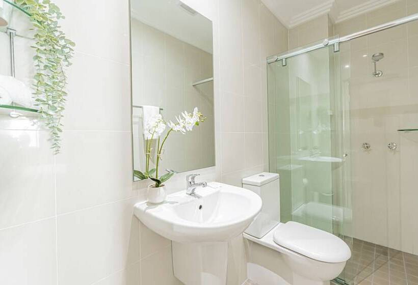 Best Western Plus Camperdown Suites