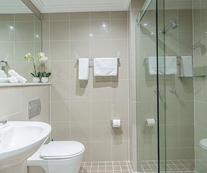 Best Western Plus Camperdown Suites