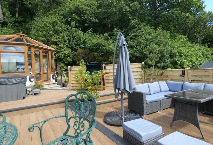 Bryn Melyn Apartments