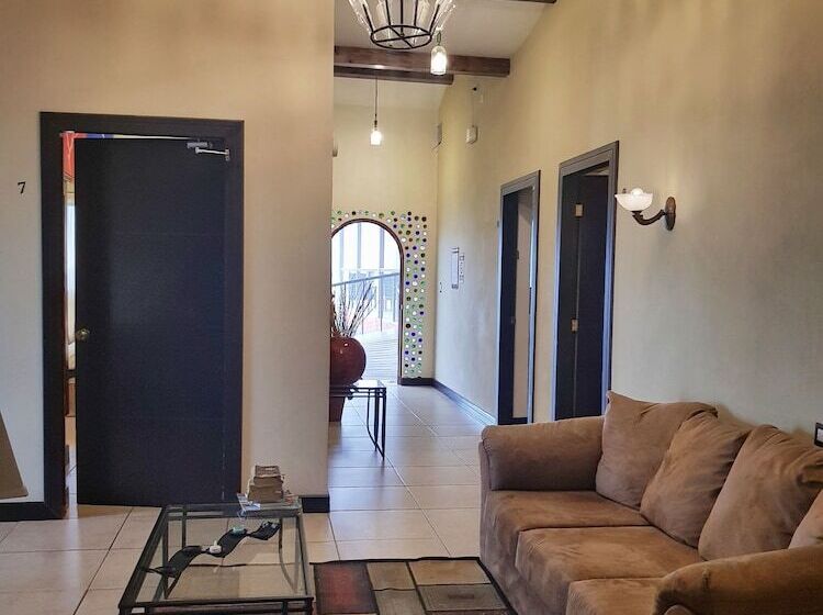 Camino Verde Bed & Breakfast