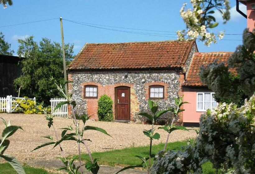 Colston Hall Farmhouse B&b