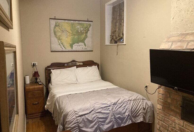 민박 Old Chicago Inn