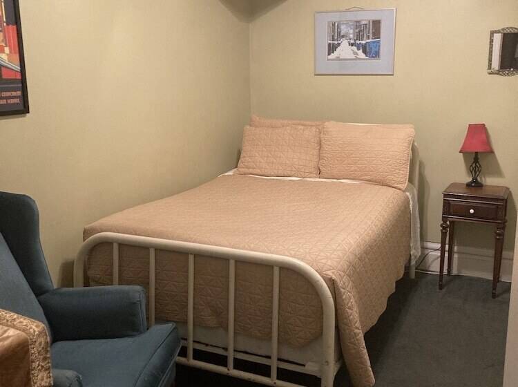 민박 Old Chicago Inn