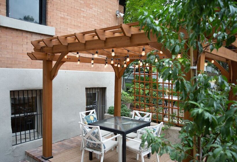 Ellerbeck Bed & Breakfast