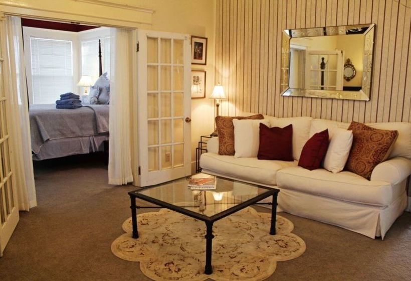 Granny Lou's Bed And Breakfast