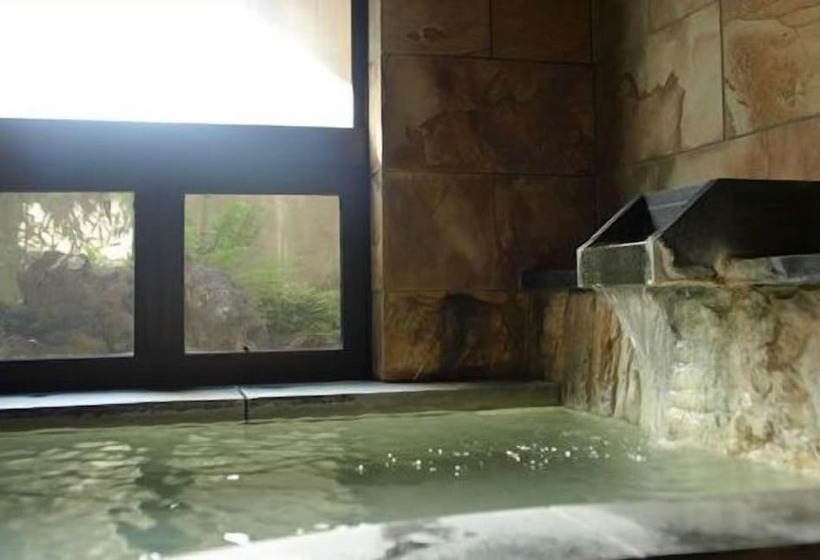 Hakuba Onsen Ryokan Shiroumaso