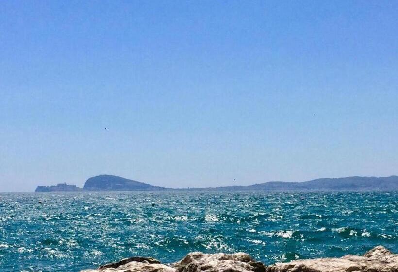 فندق Bajamar Beach