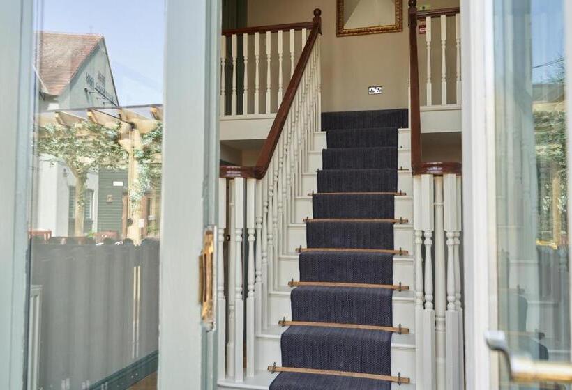 فندق Beckford Inn