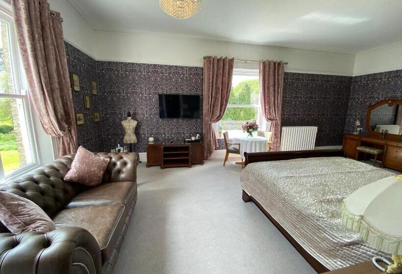 فندق Broom Hall Country