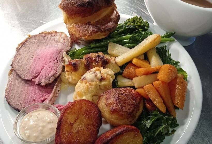 Отель Castle Inn