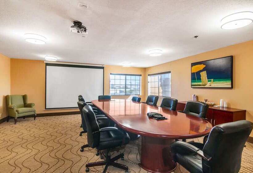 فندق Comfort Inn & Suites